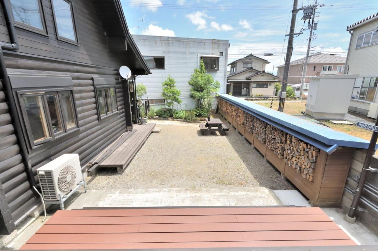 Carrefour Guesthouse カルフール ゲストハウス Toyama Exterior foto