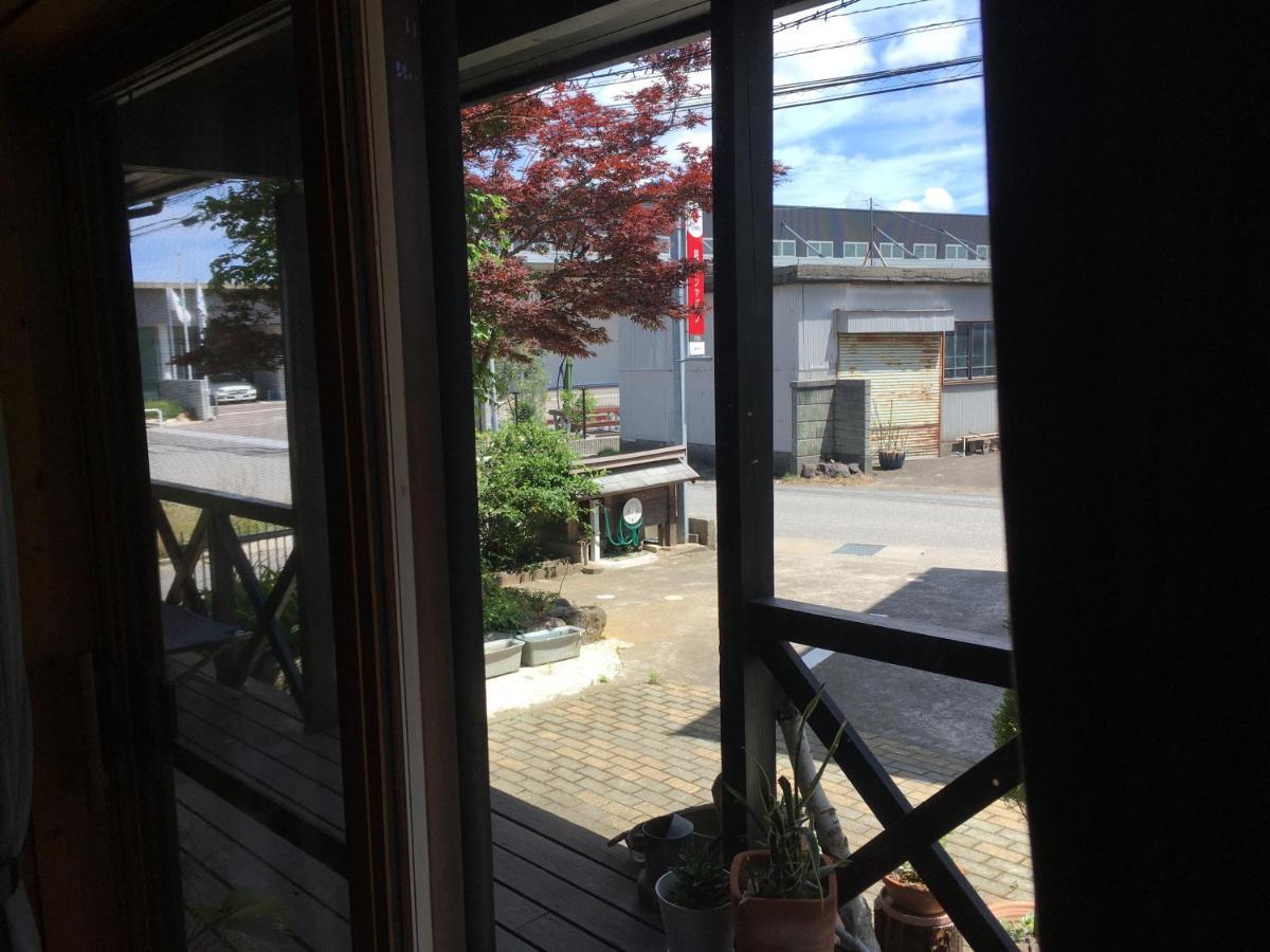 Carrefour Guesthouse カルフール ゲストハウス Toyama Exterior foto